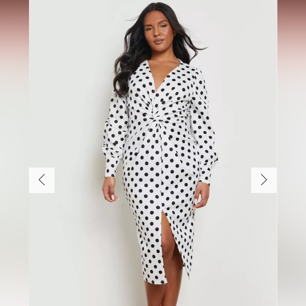 Polka dot dress ! Super cute! Never worn! So flattering